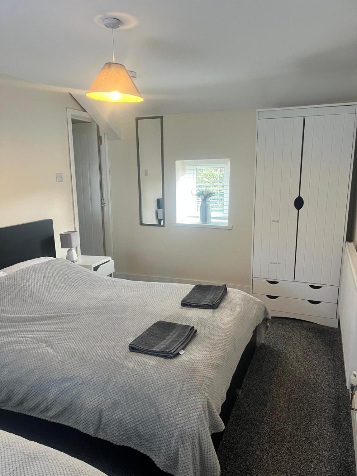 Rj S House Apartment Merthyr Tydfil Luaran gambar