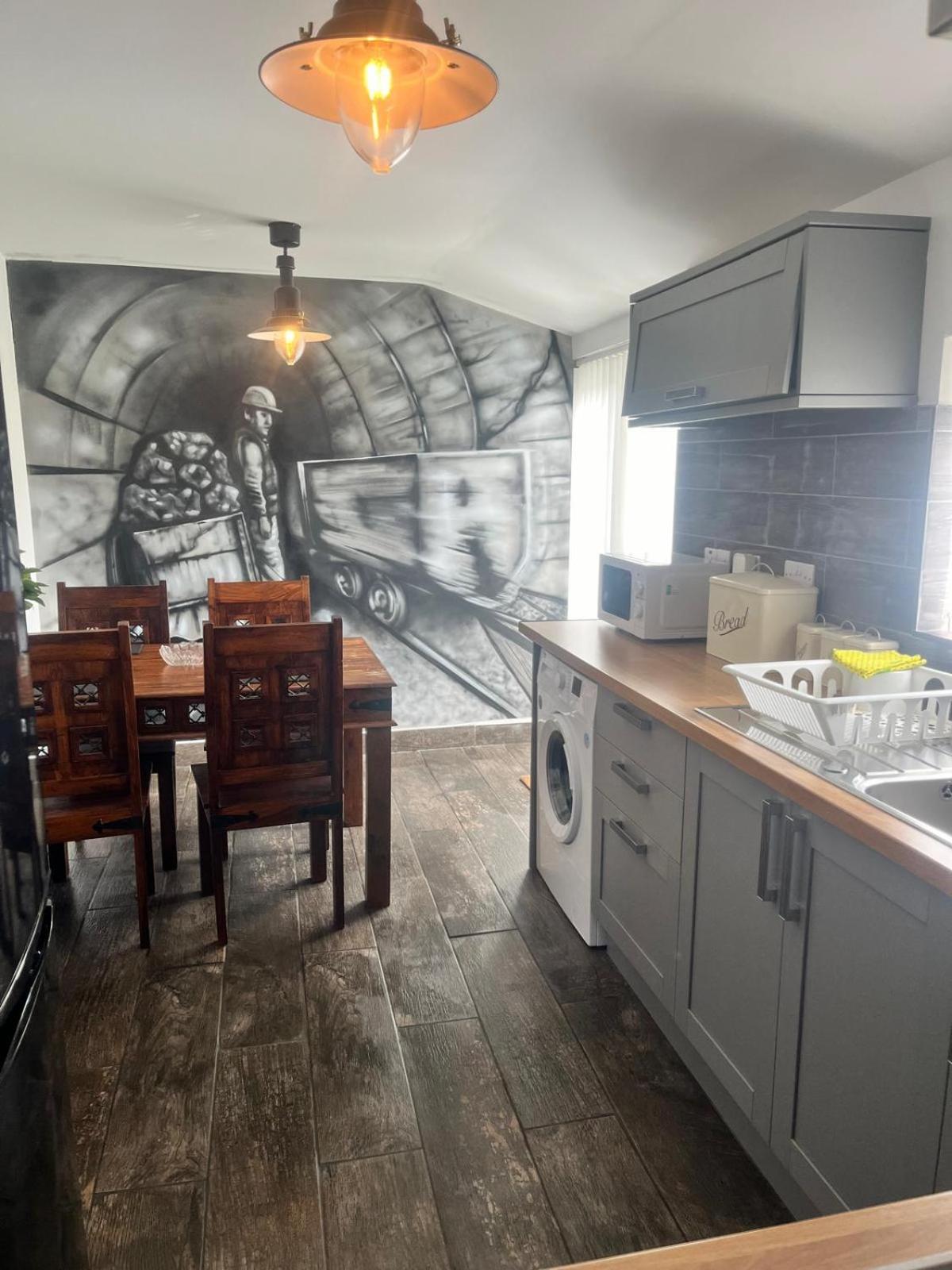 Rj S House Apartment Merthyr Tydfil Luaran gambar